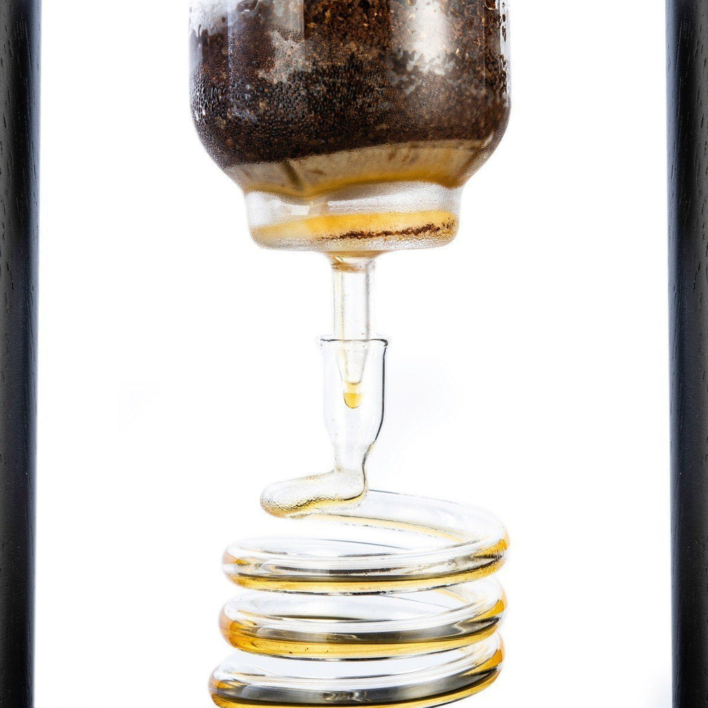 Yama Glass Cold Brew Tower – Black Straight Frame – 6–8 Cup (32 oz)